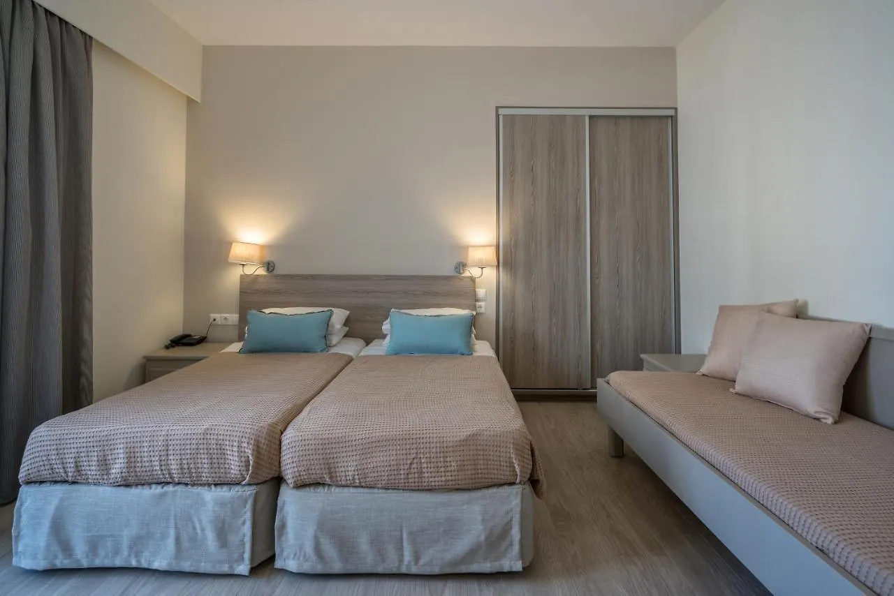Icarus Suites & Apartments By 